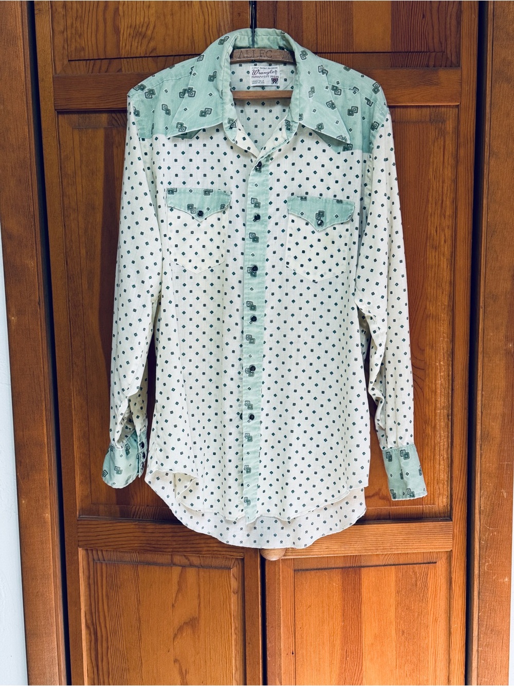 Wrangler Mint Green and Cream Patterned Shirt